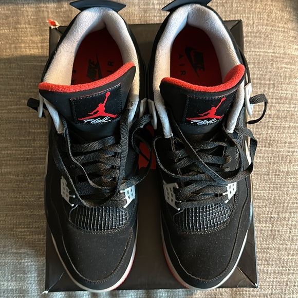 Air Jordan Retro 4 - Picture 2 of 8